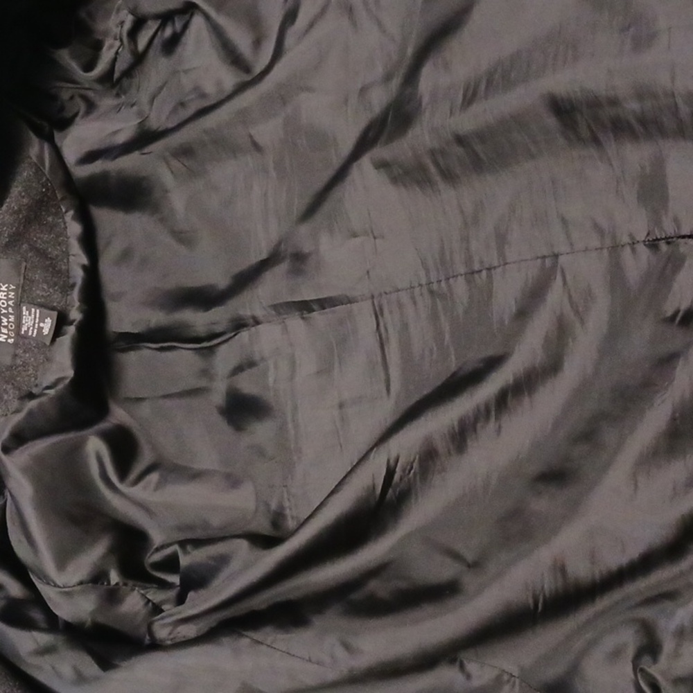 New York & Company size 8 women's dark black gray 80% wool double-breasted coat. - Picture 12 of 17